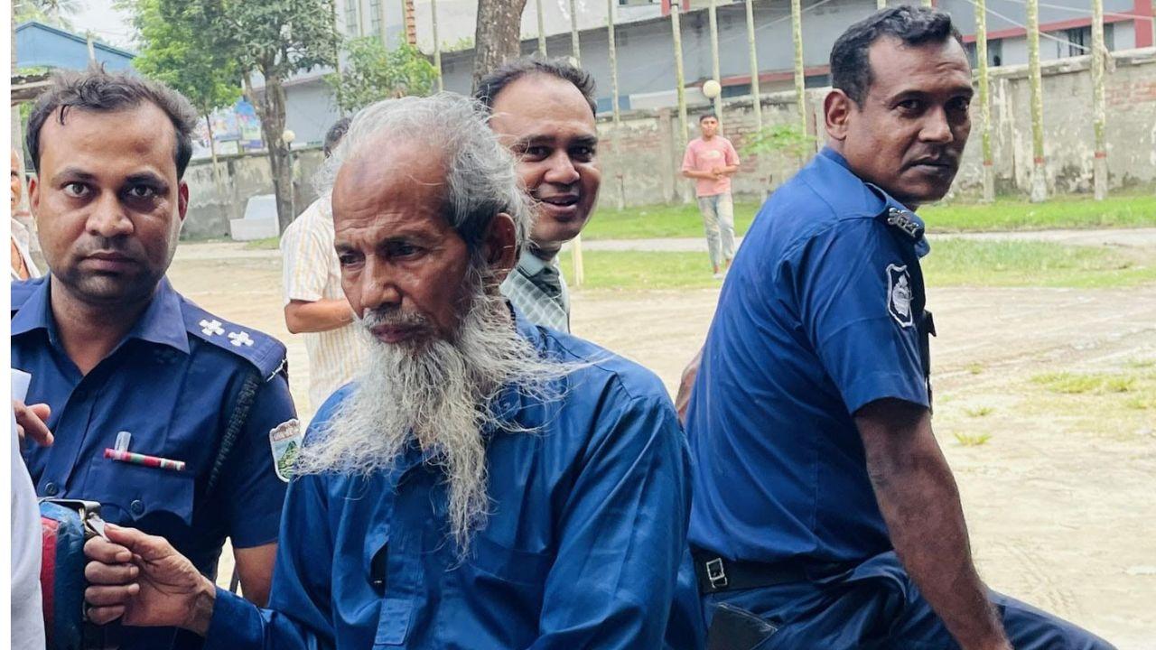 সংযুক্ত ছবি
